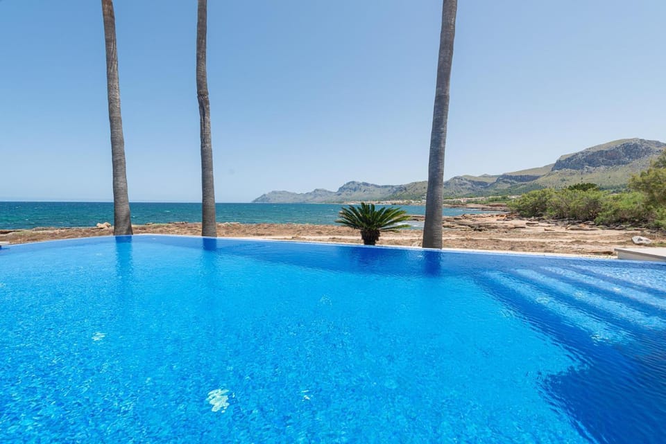 Natural landscape, Other, Mountain view, Pool view, Sea view, Swimming pool