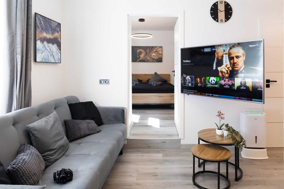 TV and multimedia, Living room