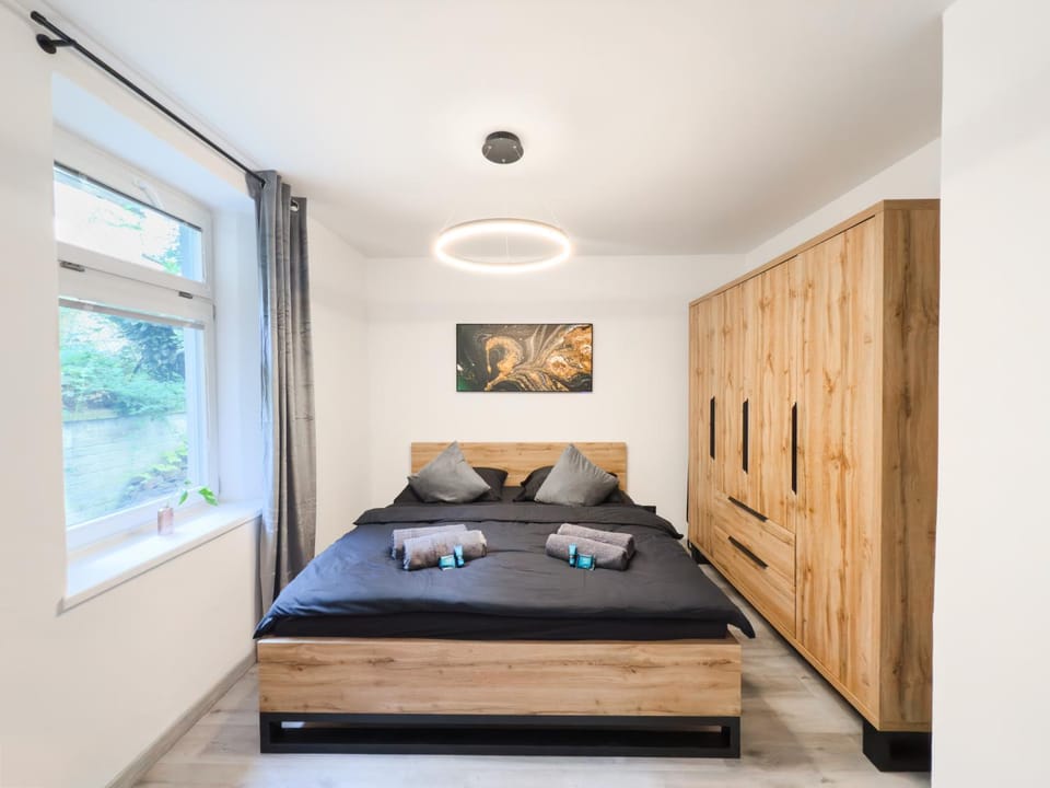 Bed, Bedroom