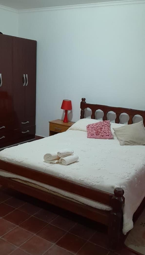 Dpto totalmente amueblado en pleno centro Apartment in Resistencia