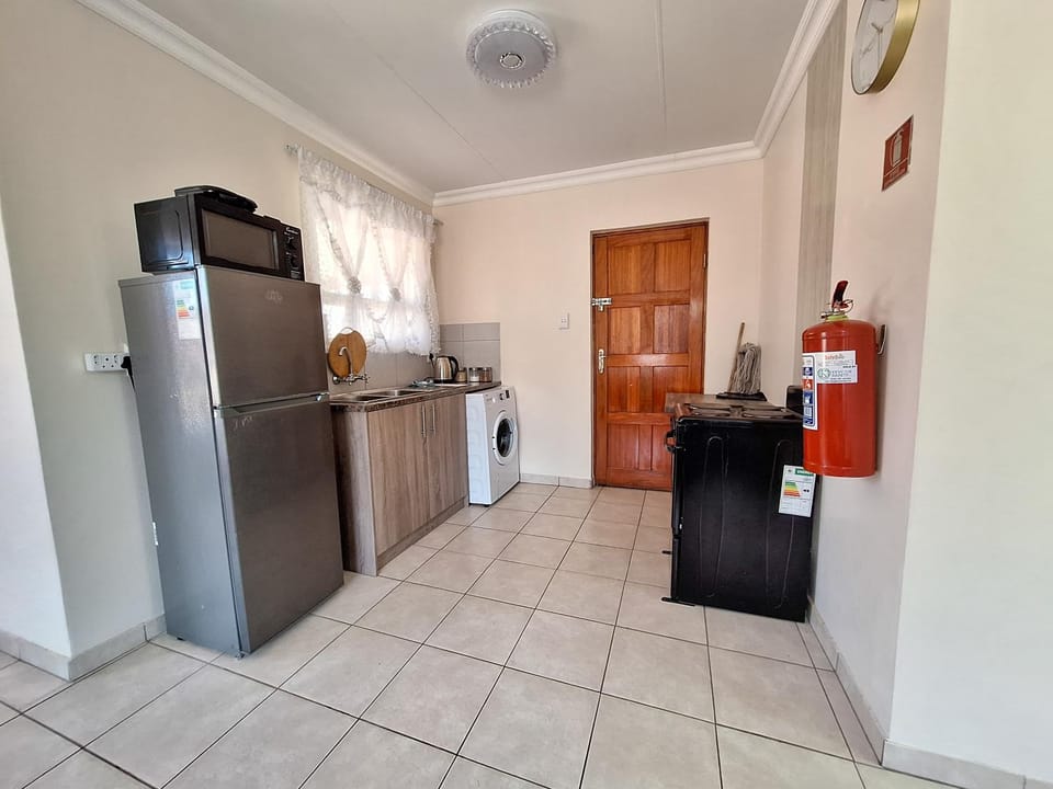 MV self-catering 3 Units Apartment in South Africa
