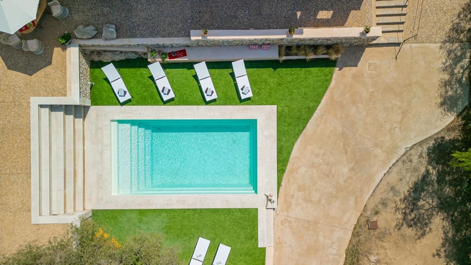 Day, Bird's eye view, Pool view, Swimming pool, Swimming pool, sunbed
