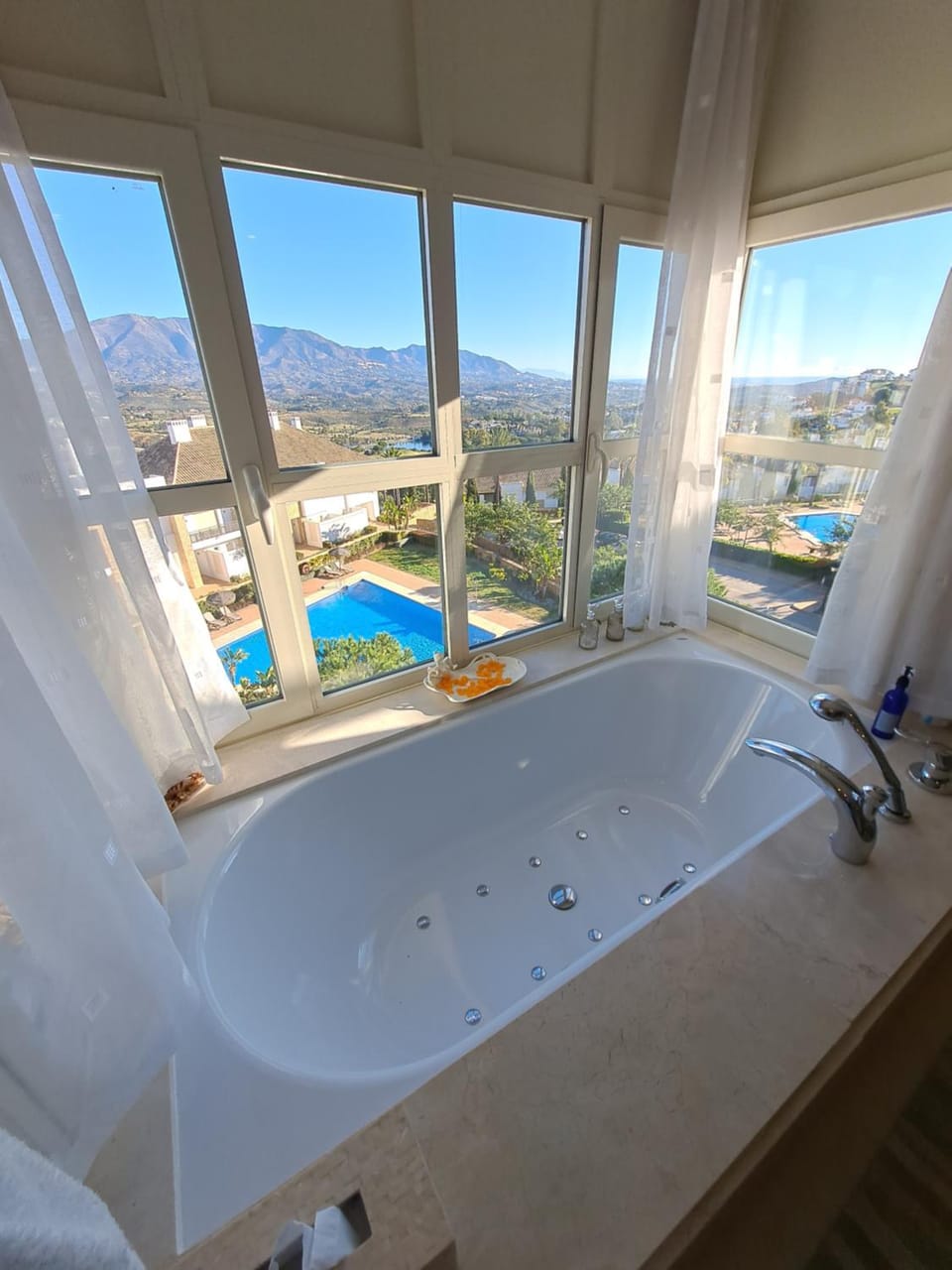 Bathroom, Pool view