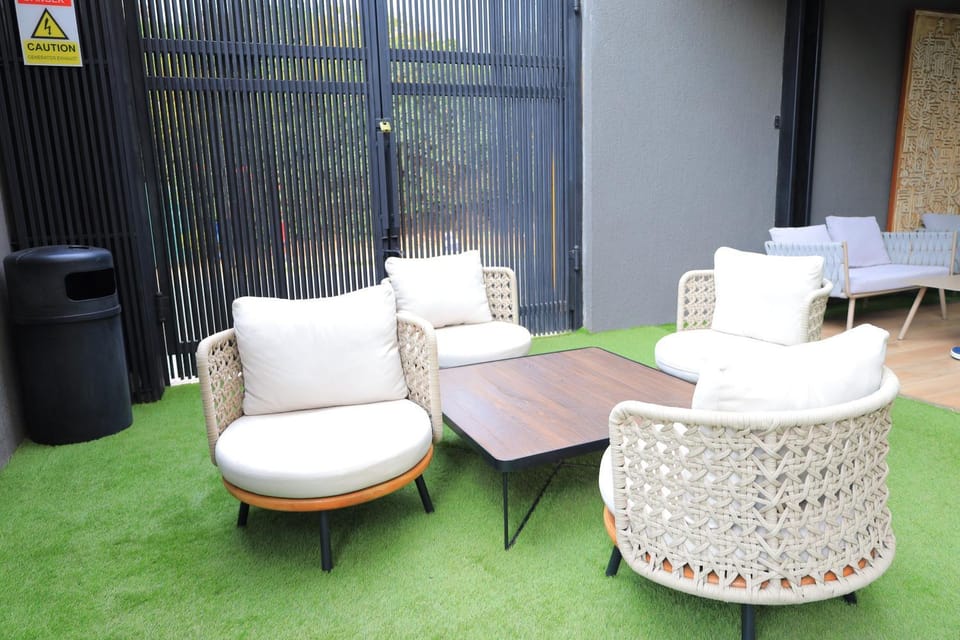 Patio, Garden, Balcony/Terrace