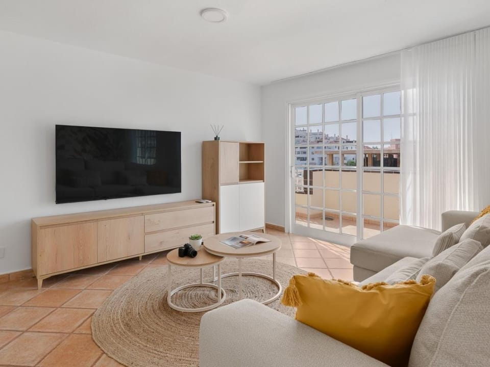 Obsidian Canarysol Apartment in Los Cristianos