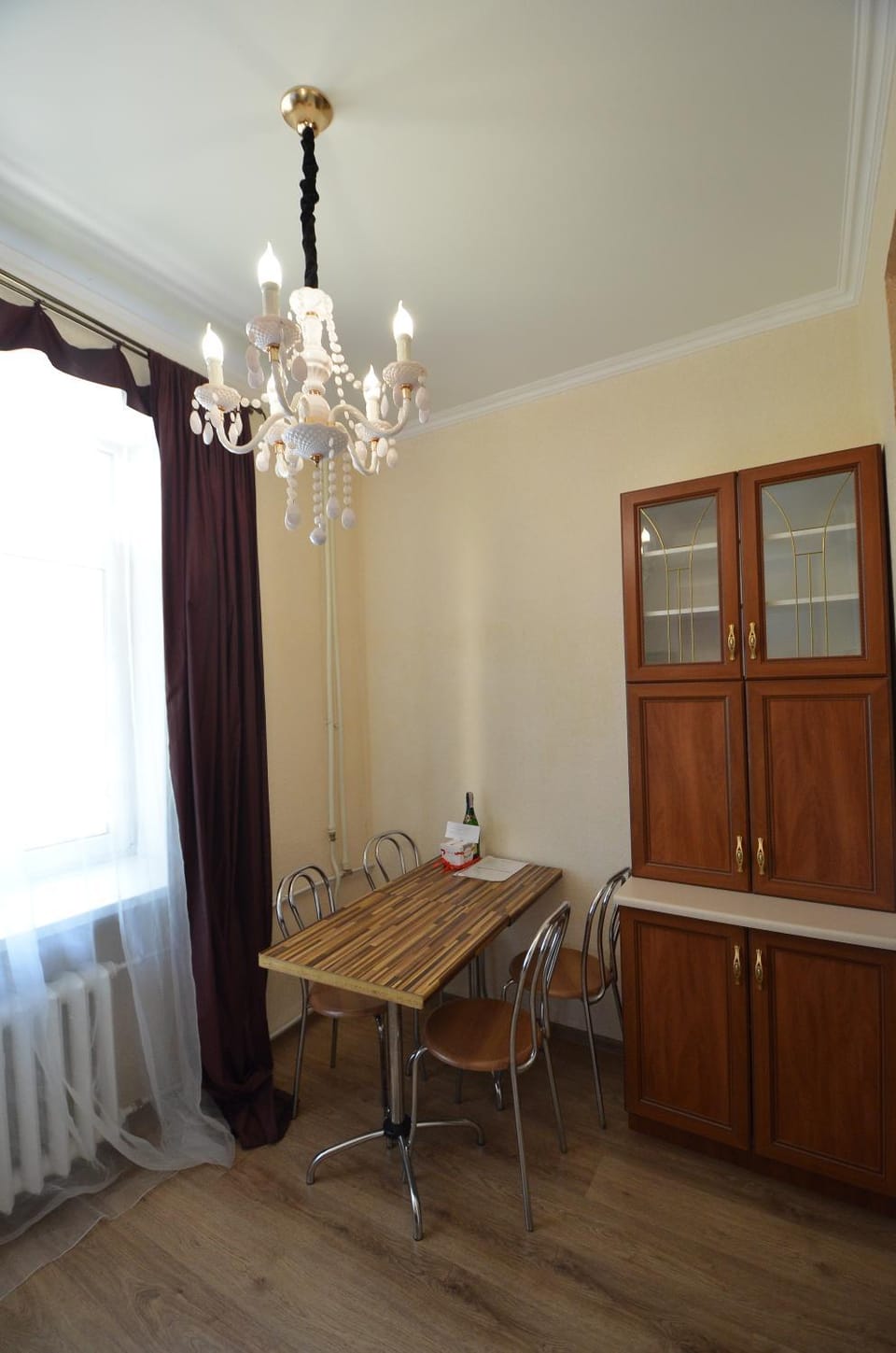 Coffee/tea facilities, Kitchen or kitchenette, Photo of the whole room, Seating area, Dining area