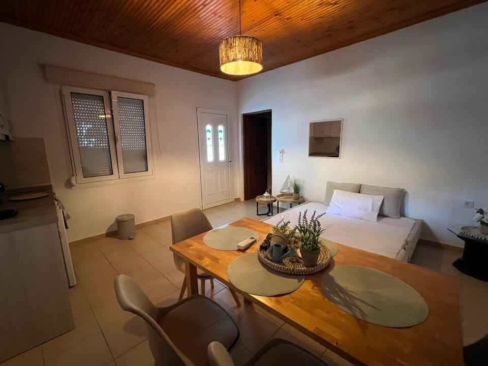 Living room, Photo of the whole room
