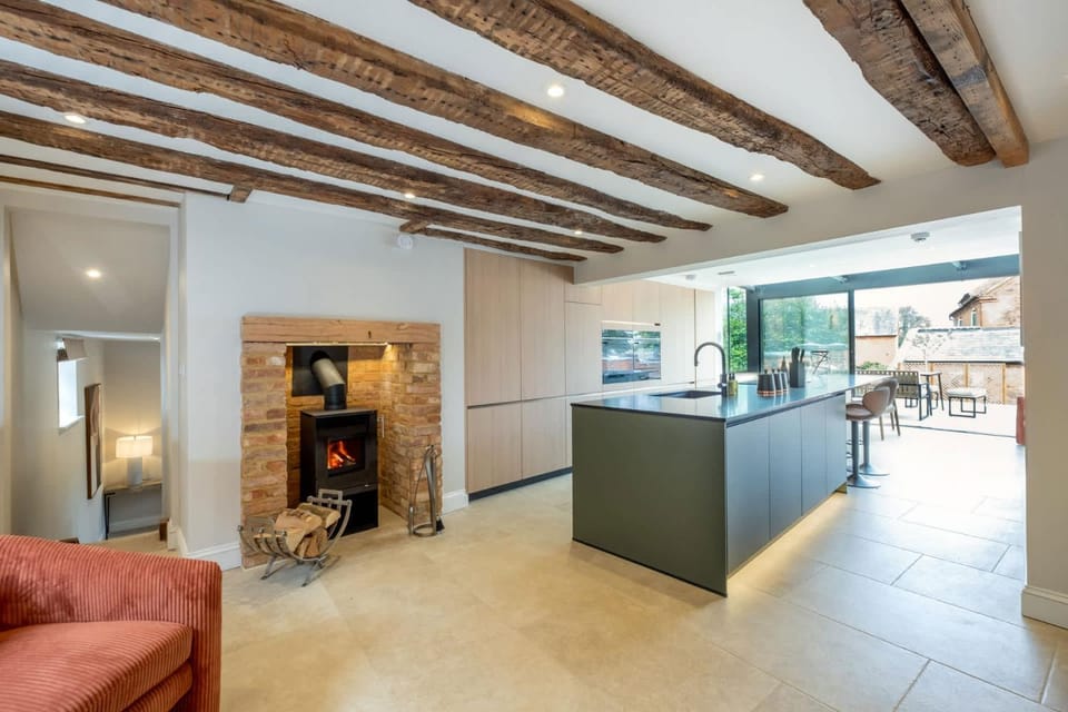 The Granary - Elegant Countryside Retreat House in Daventry District