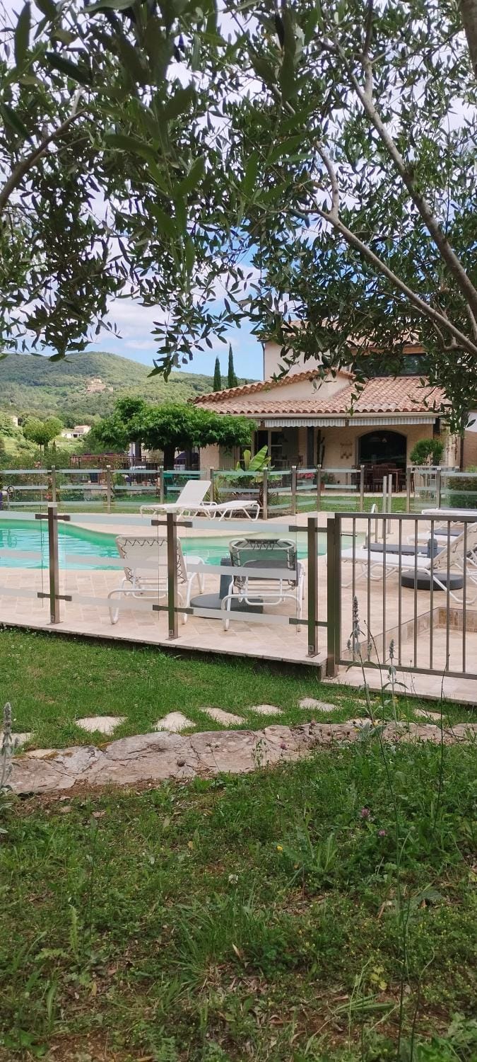 Les Hauts de Cabanoule - Bastide - Générargues Bed and Breakfast in Occitanie