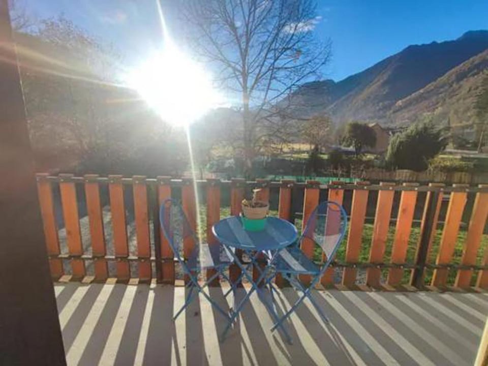 Cozy Mountain View 3-bedroom Pyrenees Apartment Apartment in Occitanie