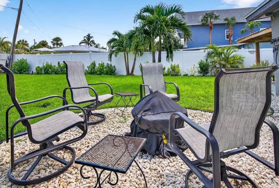 Sharks Shack House in Indian Rocks Beach