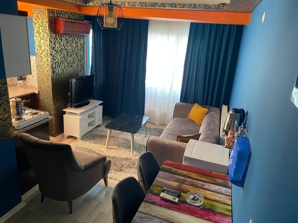 Communal lounge/ TV room, Living room
