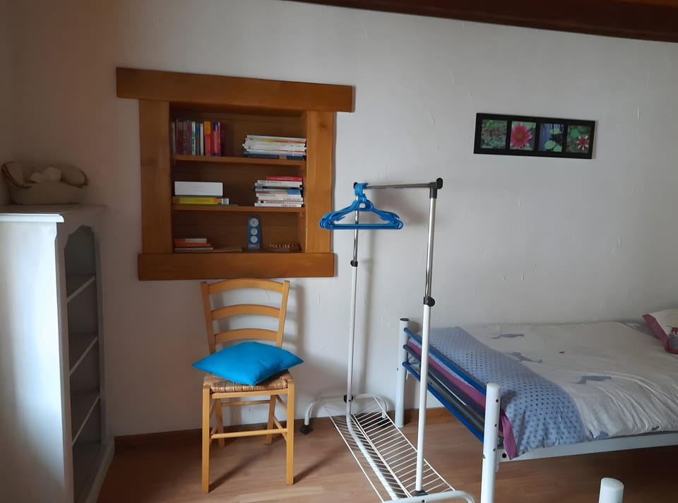 Property building, Living room, Bedroom