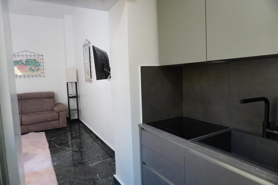 TV and multimedia, Kitchen or kitchenette