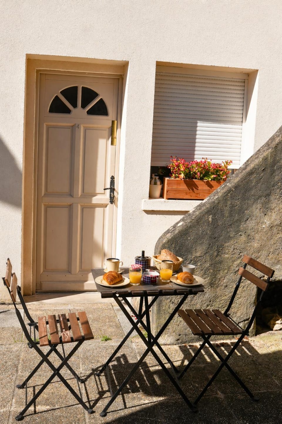 Patio, Patio, Dining area
