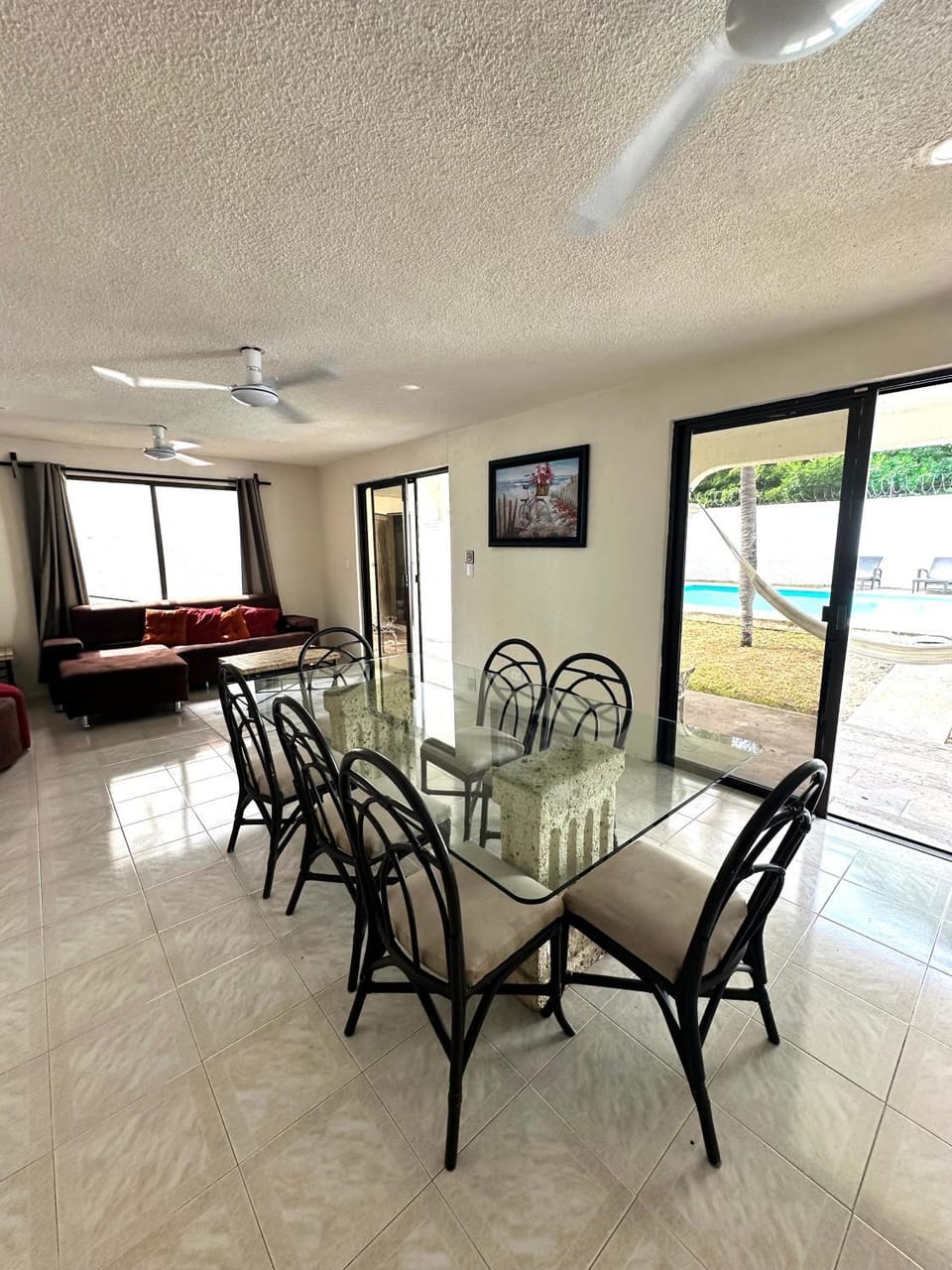 Living room, Dining area