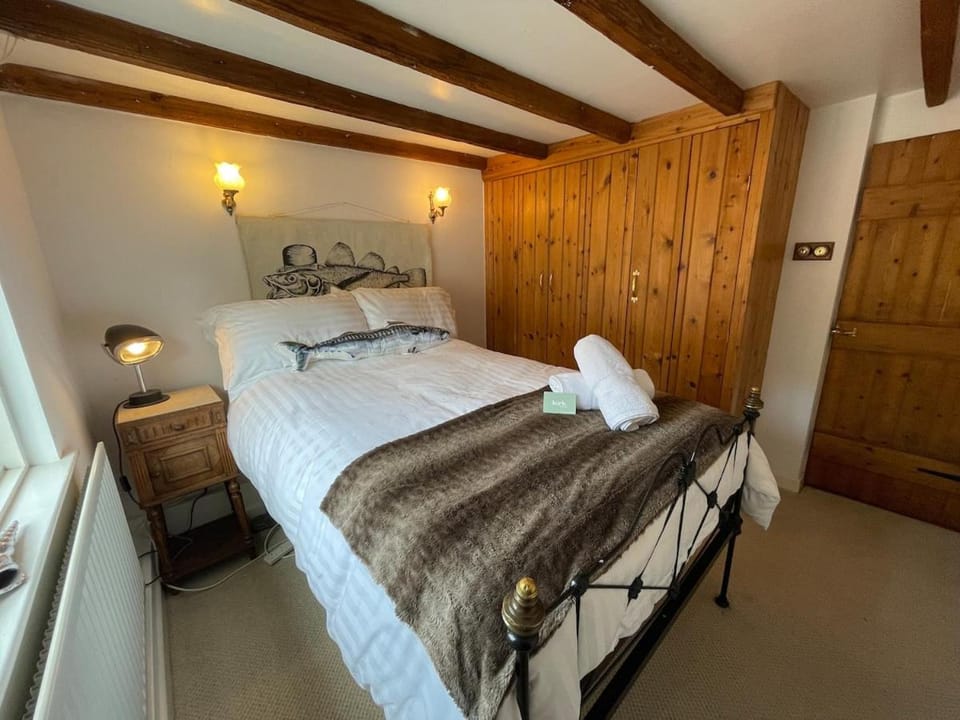 Cliff Crest Cottage House in High Street