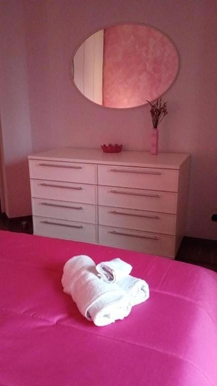 Noemi House & Rooms Bed and Breakfast in Novara