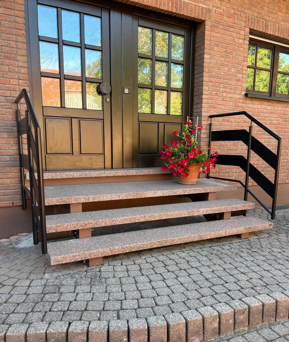 Ramstein Rodenbach TLA Apartment in Kaiserslautern