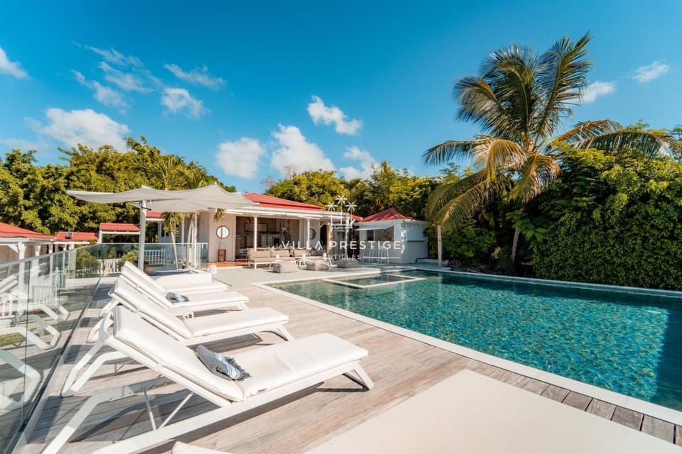 Baie Du Pélican - 6 bedrooms Villa in Le Gosier