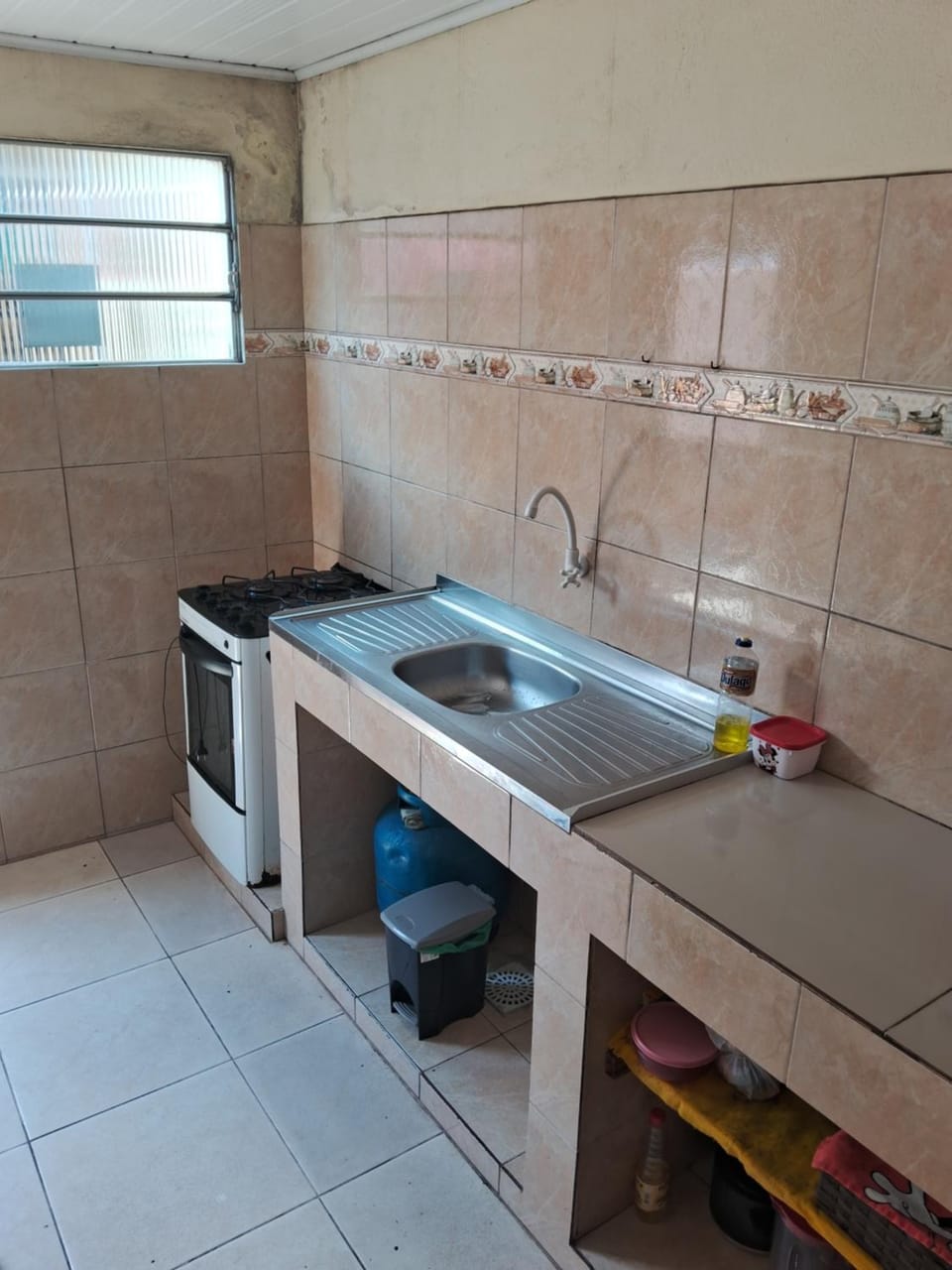 Lar 72 House in Belém