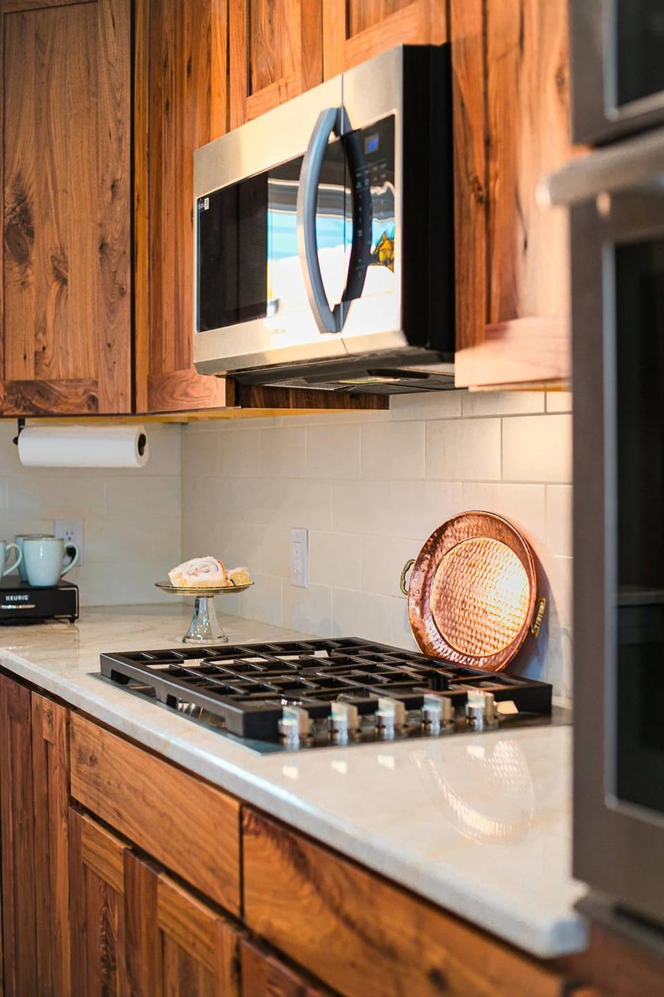 Kitchen or kitchenette, stove, kitchen