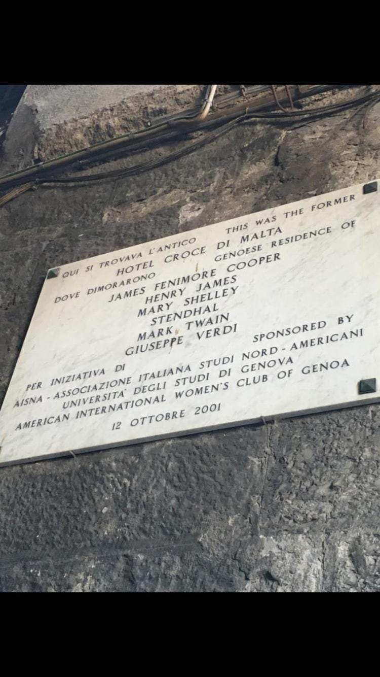 Stunning flat in medieval tower-aquarium, old town town, 7 floor beautiful view Apartment in Genoa