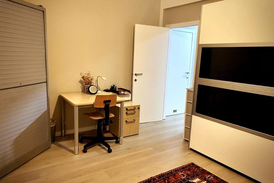 Modern 2-Bed Urban Apartment Apartment in Brussels