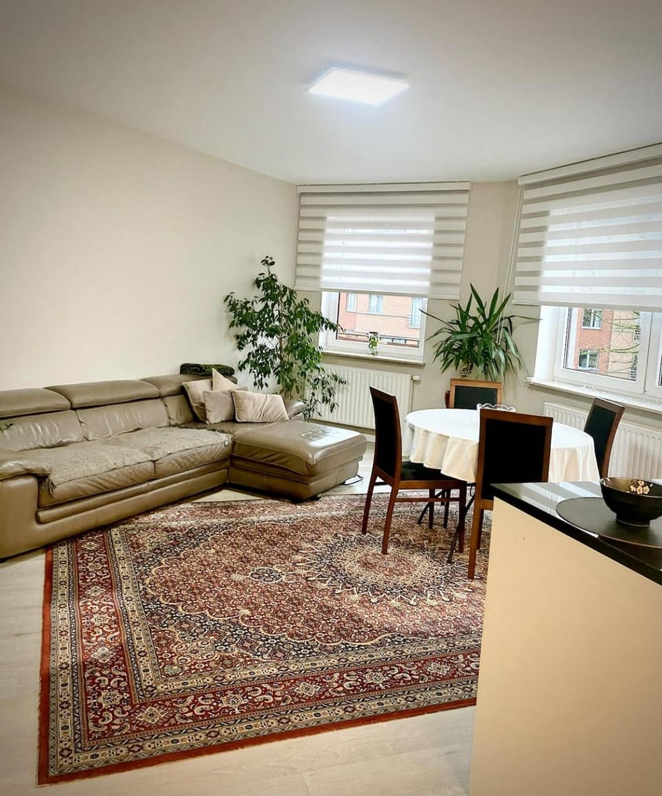 Modern 2-Bed Urban Apartment Apartment in Brussels