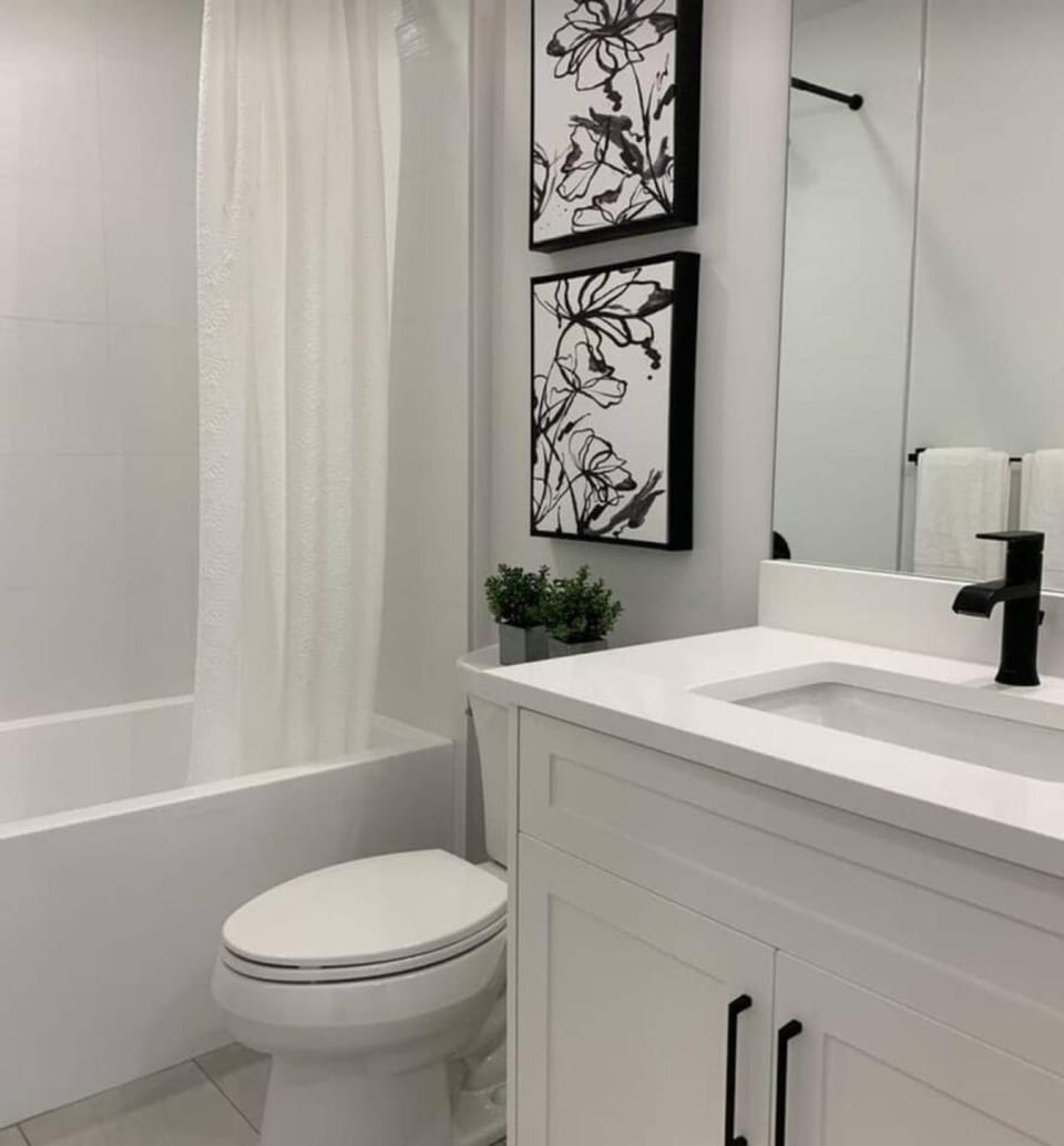 Wayfield House Sleeps 5 Parking House in Newport