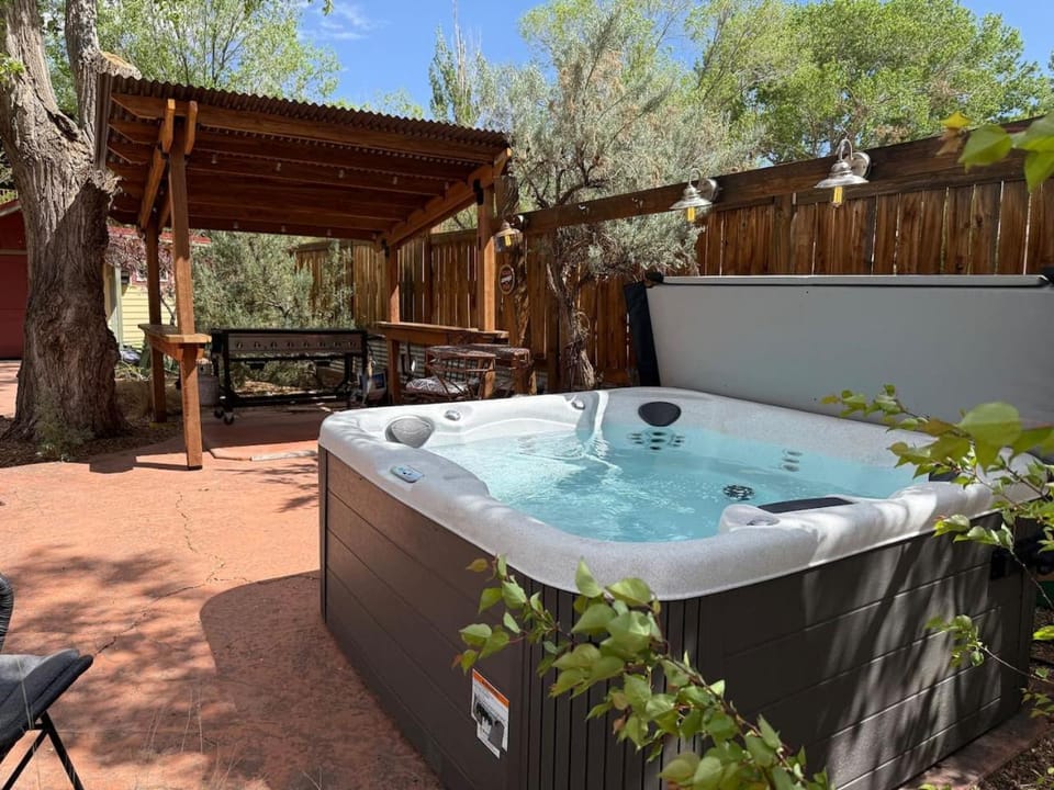 BBQ facilities, Hot Tub