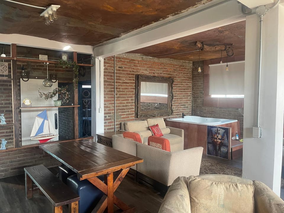 Living room, Dining area