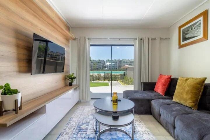 #AlimamaSpaces The Manson Munyaka Villa Apartment in Sandton