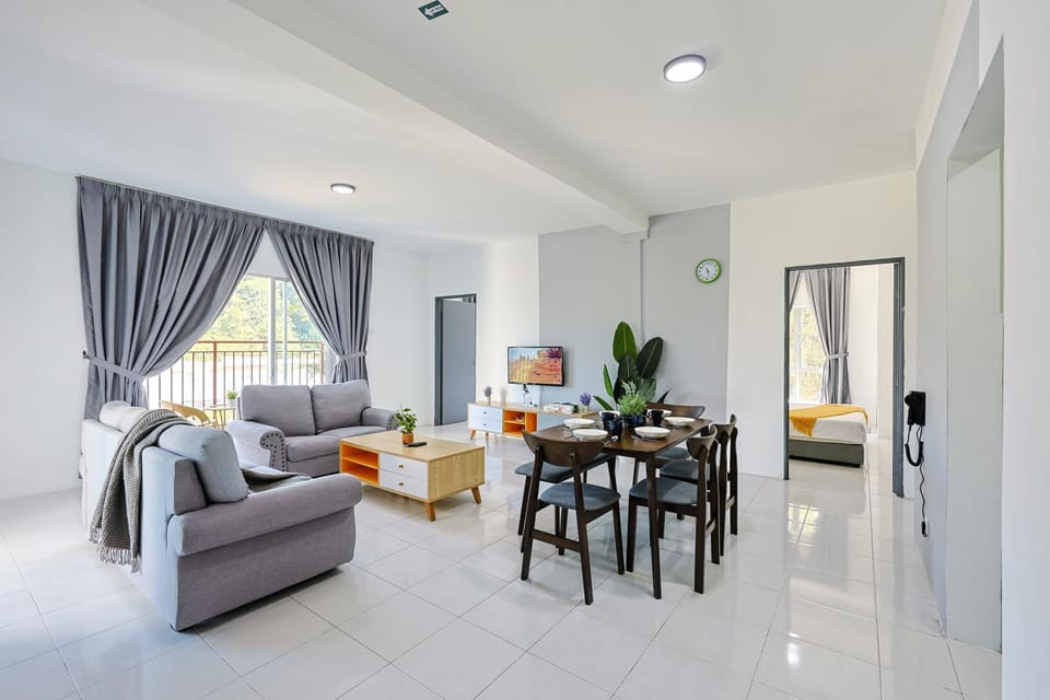 Living room, Photo of the whole room, Seating area, Dining area