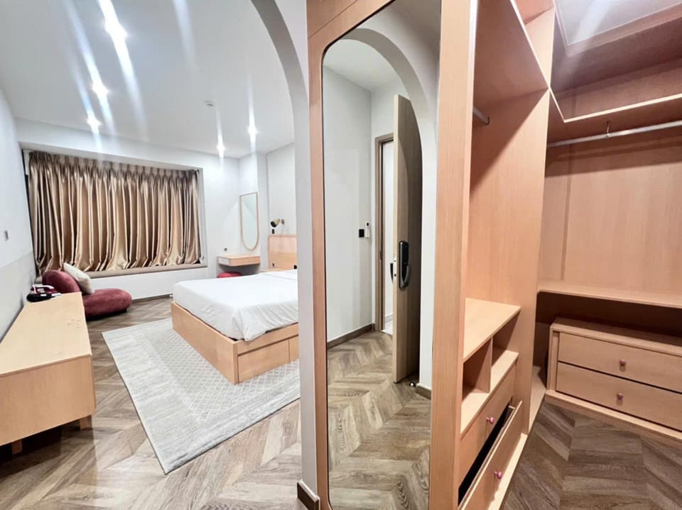 Bed, Photo of the whole room, Bedroom, wardrobe