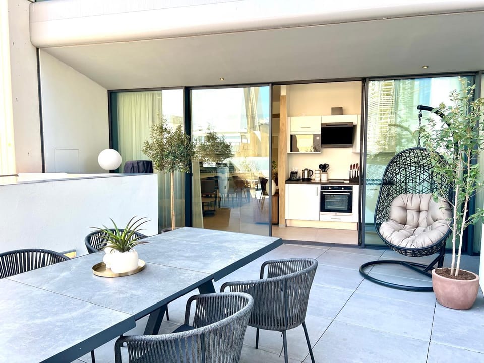 Mercury Tower 1BR w Terrace and Rooftop Pool by Arco Collection Apartment in Saint Julians