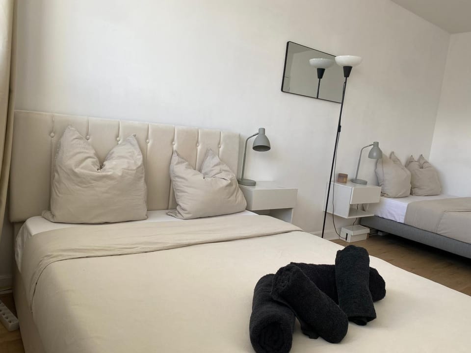 Eiffel Tower View & Pool Apartment in Paris