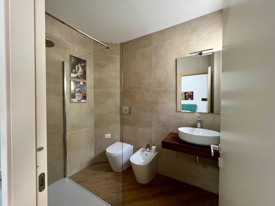 Shower, Toilet, Bathroom, bidet