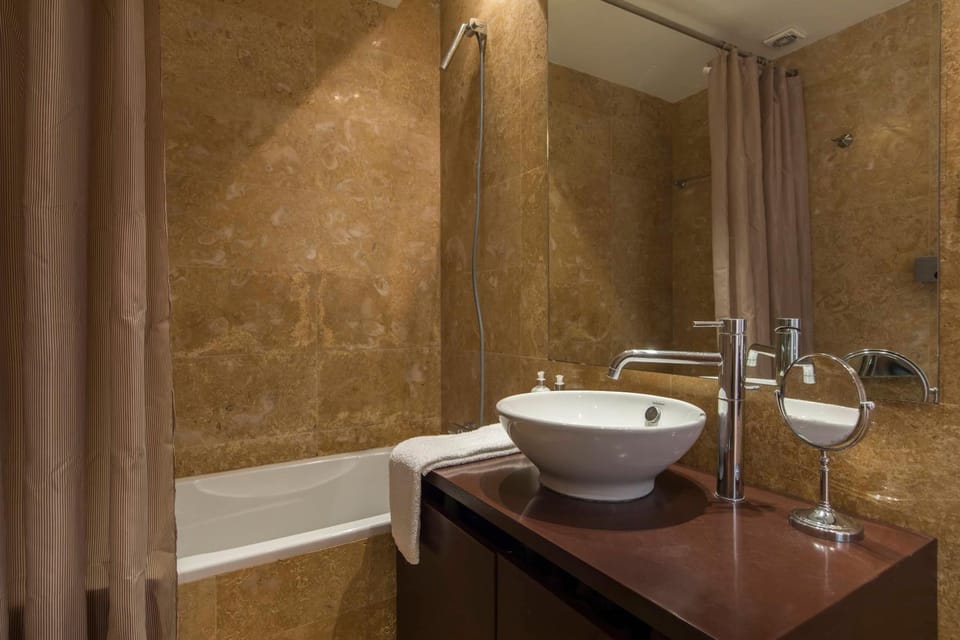 Charming Apartment in Chiado - Lisboa Apartment in Lisbon