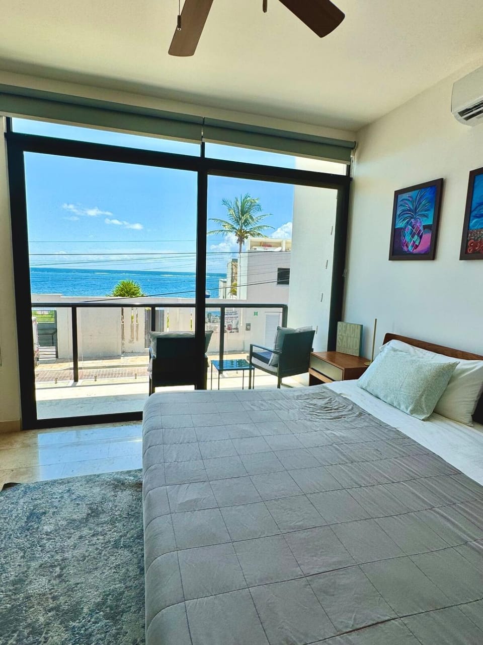 Bed, Natural landscape, Balcony/Terrace, Photo of the whole room, Bedroom, Sea view