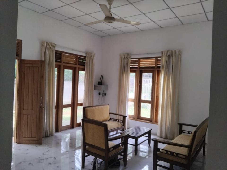 Dolahena Chalet 2 House in Western Province