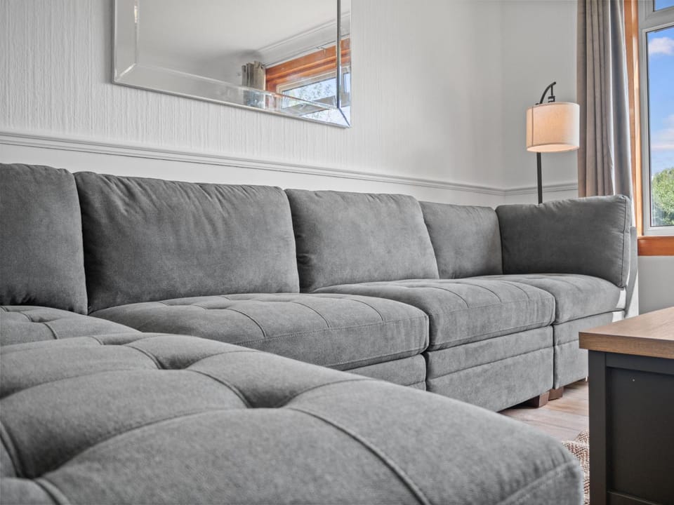 Communal lounge/ TV room, Living room