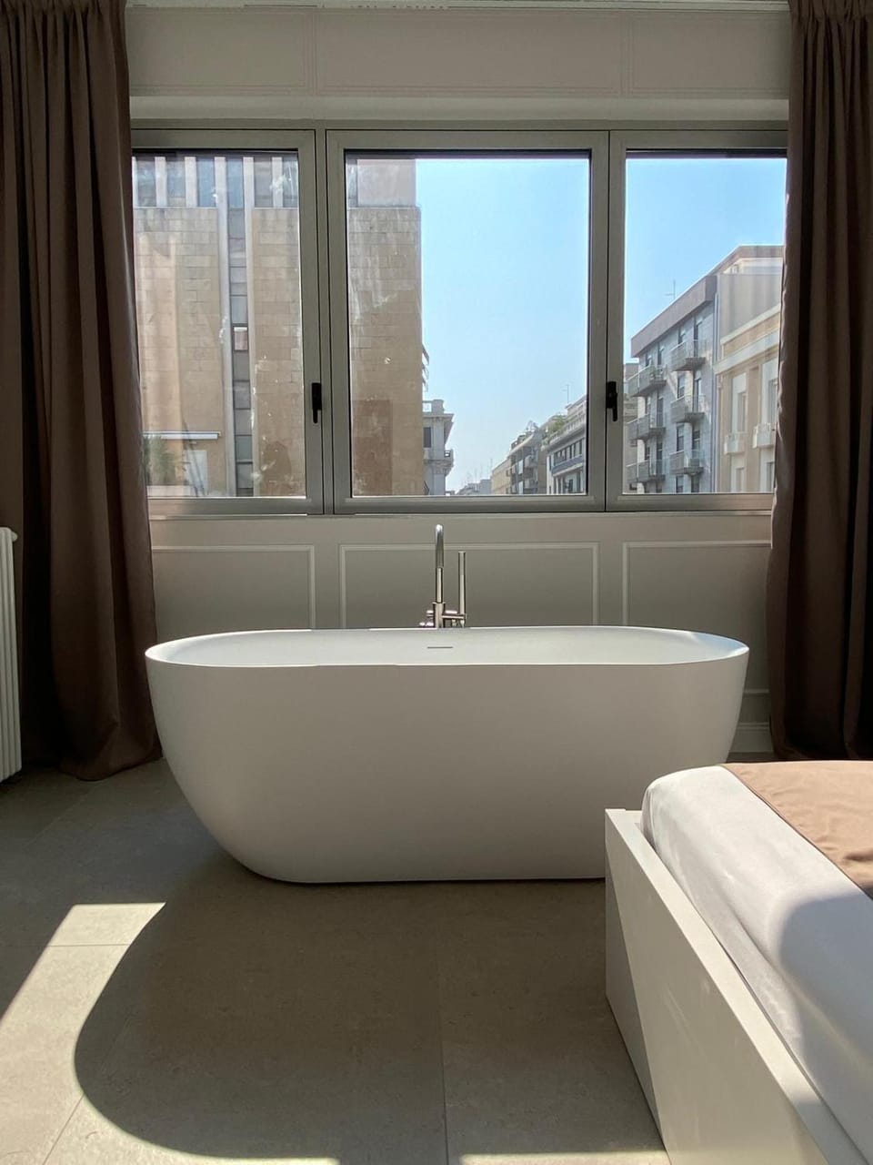 Bed, Photo of the whole room, Bedroom, Bath