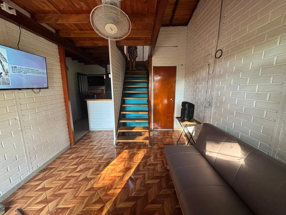 Casa Refugio natural House in Puerto Triunfo