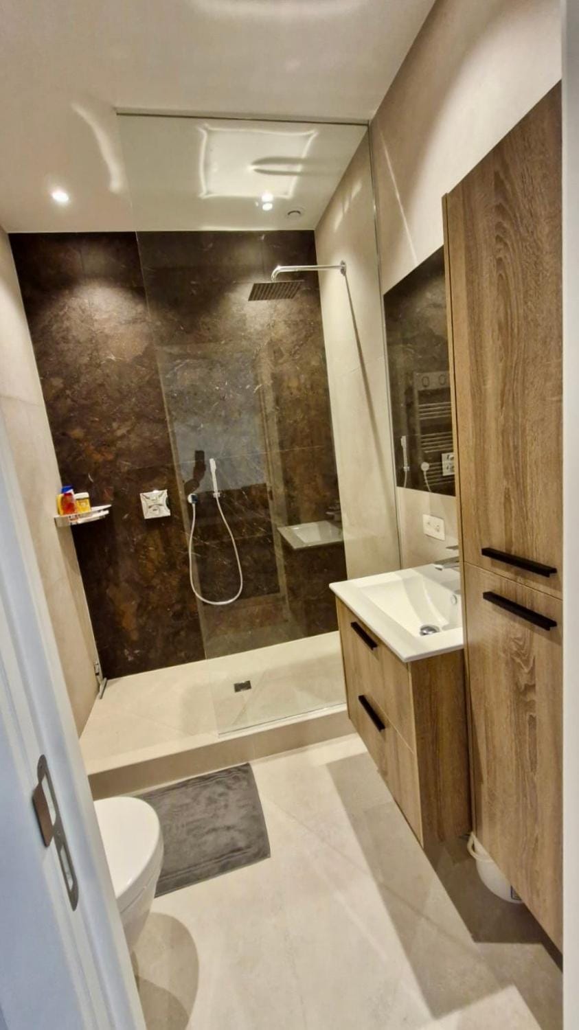 Modern cozy flat close to Attractions & Transport Apartment in Brussels