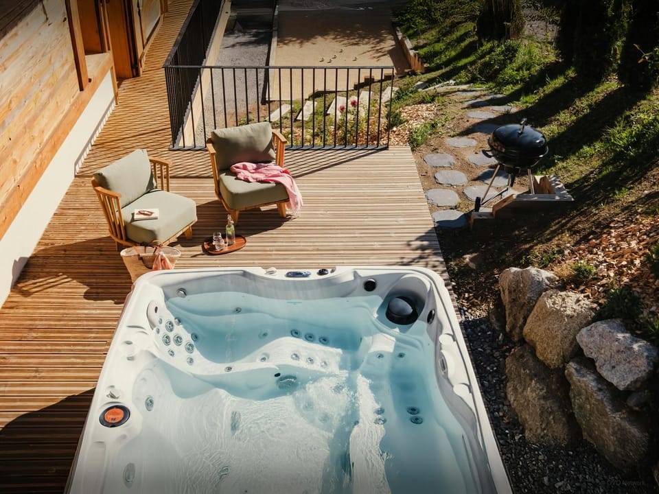 Day, Natural landscape, Hot Tub