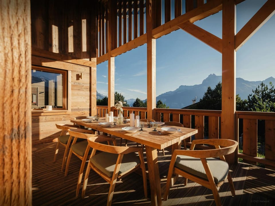 Day, Natural landscape, View (from property/room), Balcony/Terrace, Mountain view