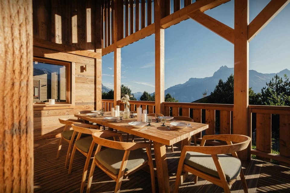 Day, Natural landscape, View (from property/room), Balcony/Terrace, Dining area, Mountain view
