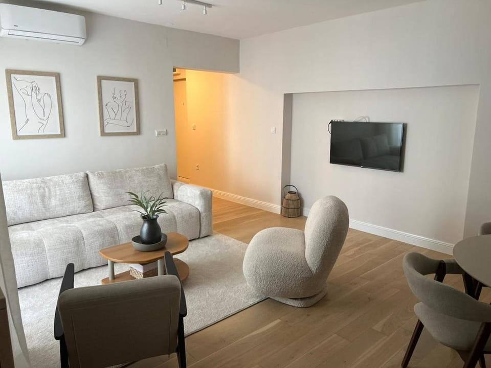 Oliva Apartment Apartment in Budva