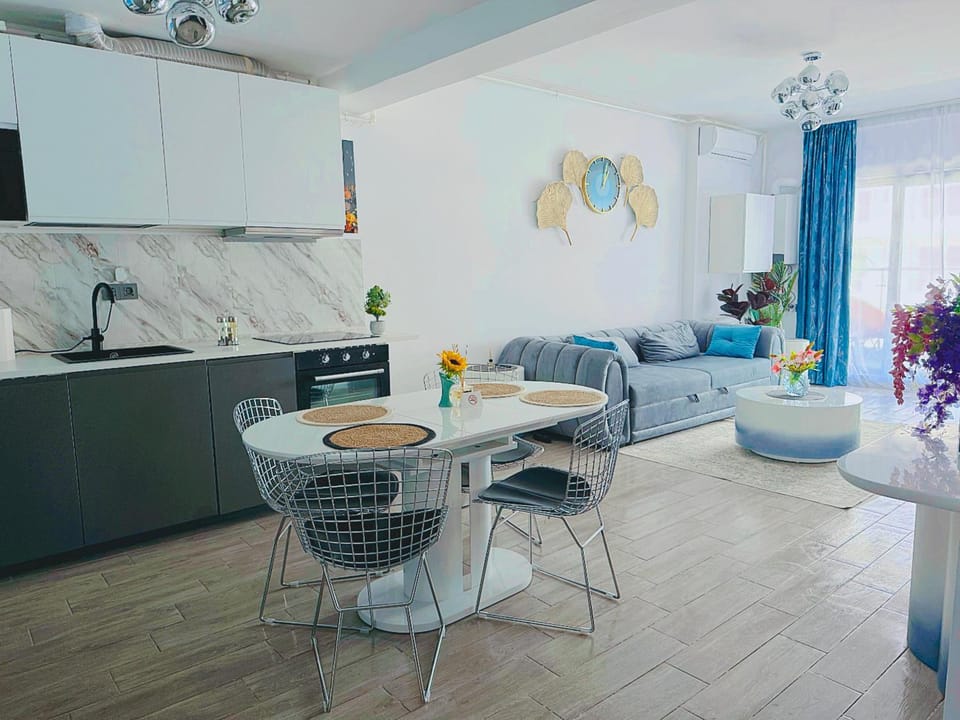 Mamaia Nord Luxury Apartment C Apartment in Constanta